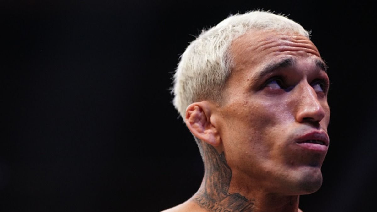 Charles Oliveira addresses retirement talks before emotional UFC Rio return: "There’s a lot that needs..."
