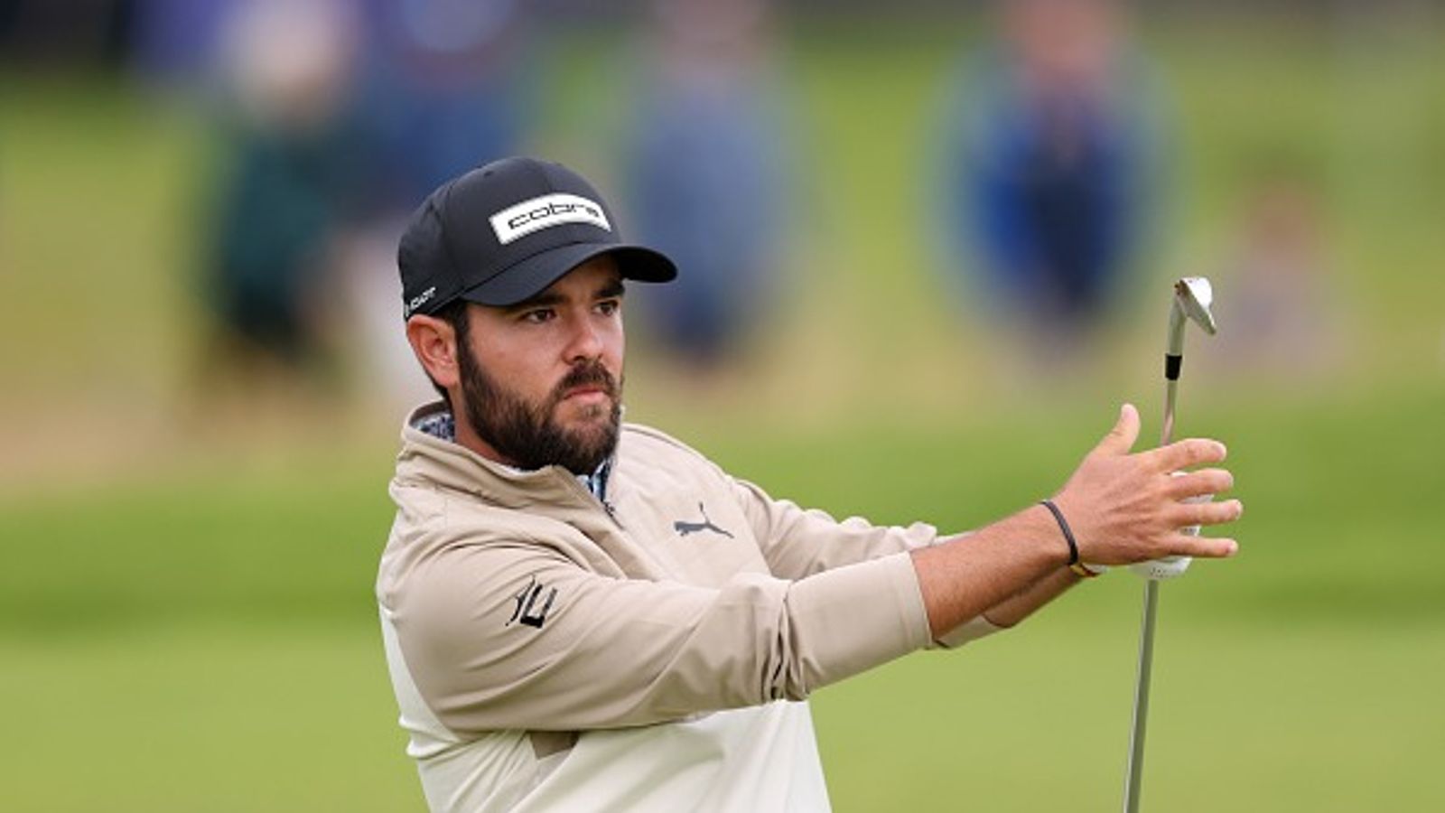 WATCH: Angel Hidalgo pulls of rare slam dunk ace at British Masters WATCH: Angel Hidalgo pulls of rare slam dunk ace at British Masters