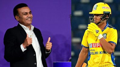 'Jab father sahab bolenge tab sunna to padega’: Aaryavir Sehwag opens up on taking cricketing lessons from dad Virender Sehwag Former India's star batter Virender Sehwag (L) and his son Aaryavir Sehwag in frame