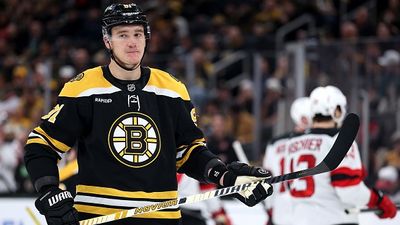 $30M Bruins defenseman gives strong statement ahead of 202526 NHL season SportsTak