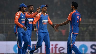 'You don’t want to depend on Bumrah every time...': Not Harshit Rana, India's BGT-winning captain, reckons that this speedster 'can bluff the batsman' in Asia Cup 2025 India captain Suryakumar Yadav is with Arshdeep Singh and others during the T20 International match between India and England
