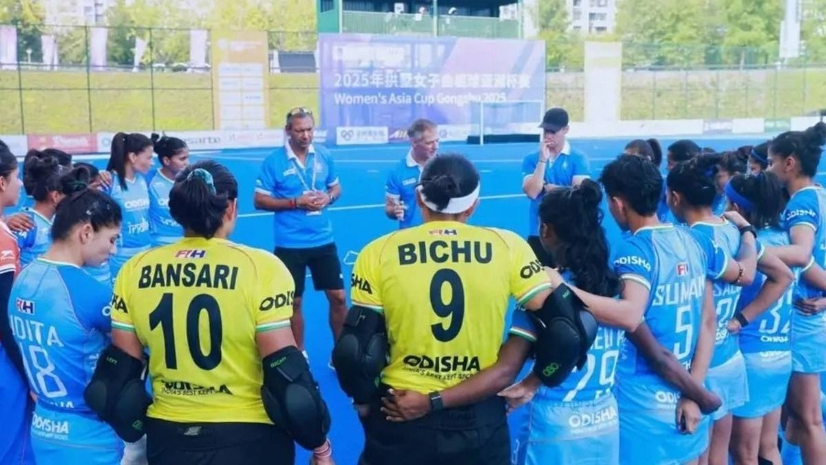 Women's Asia Cup hockey: India cruise into Super 4 with thumping victory over Singapore by 12-0 Women's Asia Cup hockey: India cruise into Super 4 with thumping victory over Singapore by 12-0