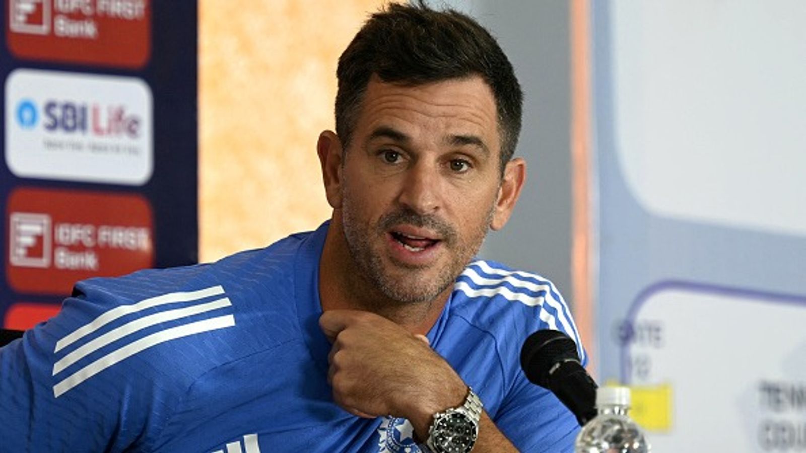 Ryan Ten Doeschate indirectly reveals India's playing XI for Asia Cup 2025 clash against Pakistan, suspense over Arshdeep Singh ends India's assistant coach Ryan ten Doeschate in this frame