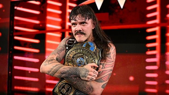 Dominik Mysterio fires back after WWE legend Rey Mysterio roasts him