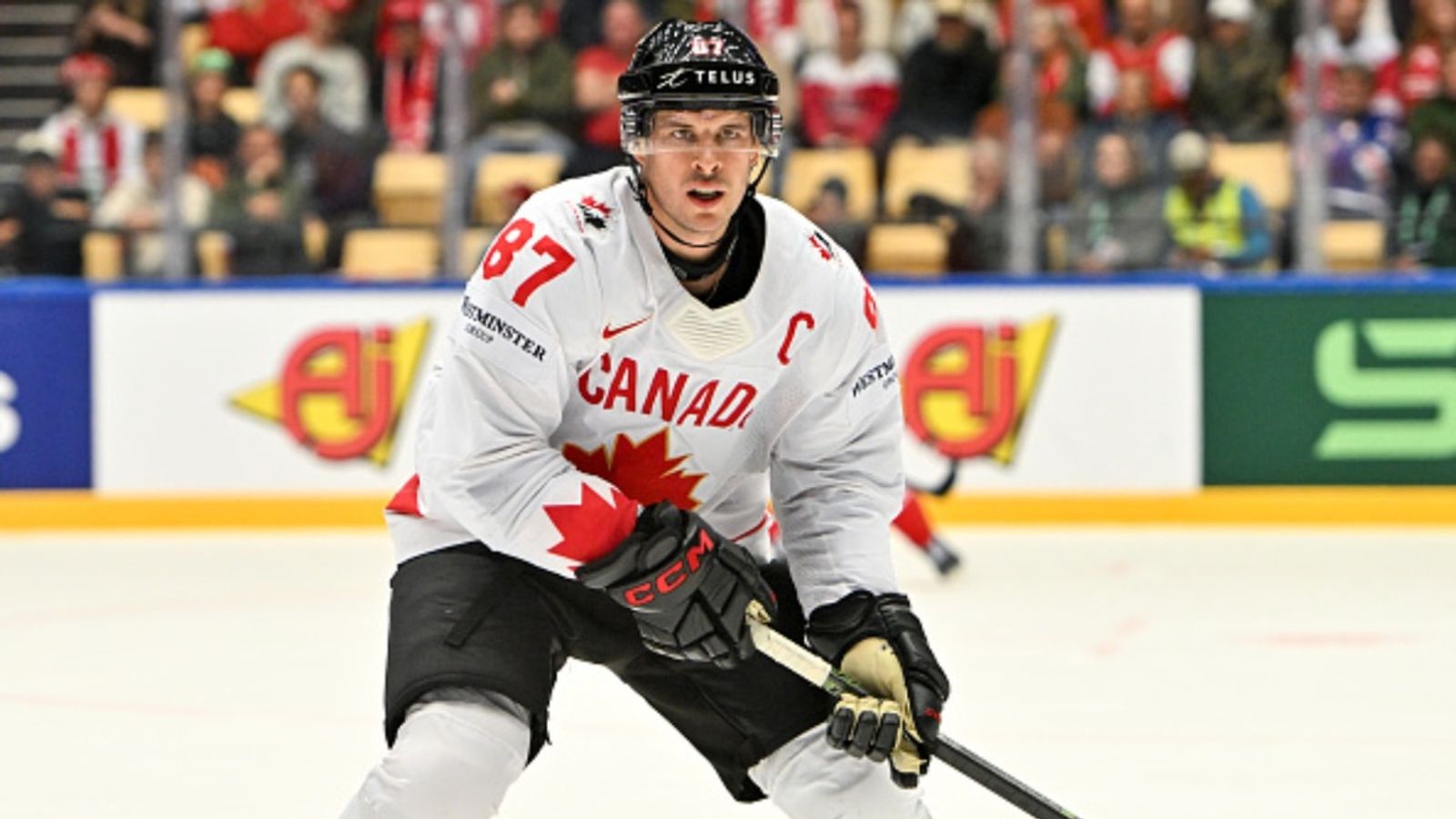 Sidney Crosby and Pittsburgh Penguins might be heading for a crossroads as tension continues to rise Sidney Crosby and Pittsburgh Penguins might be heading for a crossroads as tension continues to rise