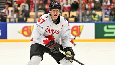 Sidney Crosby and Pittsburgh Penguins might be heading for a crossroads as tension continues to rise Sidney Crosby and Pittsburgh Penguins might be heading for a crossroads as tension continues to rise