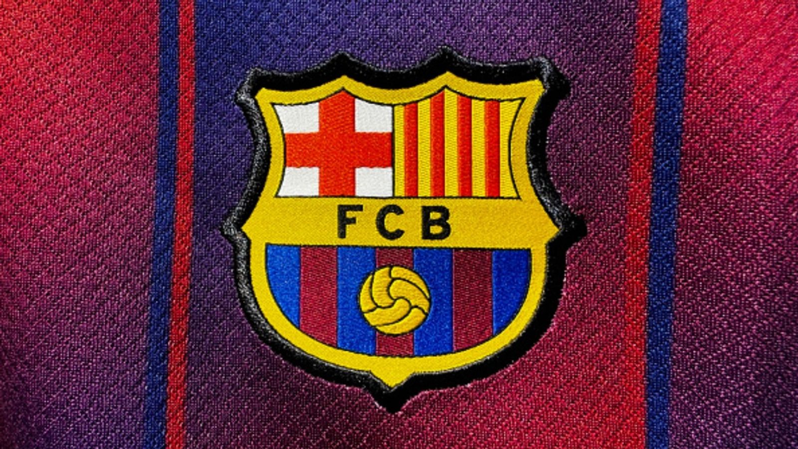Ex-Barcelona star announces retirement with heartfelt farewell message: "Gave my all with passion and regret..." Barcelona star retires (Image via Getty)