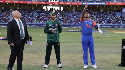 ICC officially rejects PCB's demand to remove match referee Andy Pycroft over handshake controversy Andy Pycroft, Salman Agha, Suryakumar Yadav