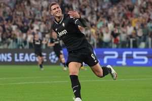 Dusan Vlahovic brace, stoppage-time goals seal 4-4 Juventus-Dortmund UCL classic SportsTak