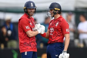 IRE vs ENG: Phil Salt's lightning 46-ball 89 hands England 4-wicket win over Ireland in 1st T20I on Jacob Bethell's captaincy debut SportsTak