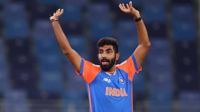 'He should be left out...': Sunil Gavaskar wants Jasprit Bumrah to be rested for India's upcoming Asia Cup clashes against Oman and Pakistan SportsTak