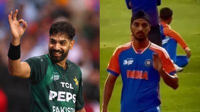 Watch: Arshdeep Singh’s quick-witted response to Haris Rauf’s fighter jet gesture goes viral after India vs Pakistan clash Haris Rauf and Arshdeep Singh