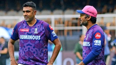 Big News: Legendary cricketer to return as Rajasthan Royals head coach after Rahul Dravid's departure ahead of IPL 2026 R Ashwin (L) and Kumar Sangakkara in this frame
