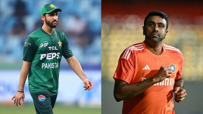 R Ashwin reveals only way Pakistan can win Asia Cup final against India, says 'the best way for them to win is...' Pakistan's Salman Agha (L) and India's spin legend R Ashwin in frame