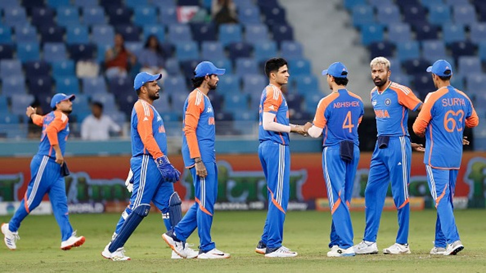 Big Breaking: India's superstar player ruled out of IND vs PAK Asia Cup 2025 final, Rinku Singh comes as replacement India's Hardik Pandya (2nd from left) celebrates with his teammates in this frame