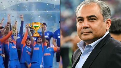 WATCH: Delhi Capitals' two-word social media post mocking Mohsin Naqvi on India's trophyless celebration goes viral Team India alongside Mohsin Naqvi