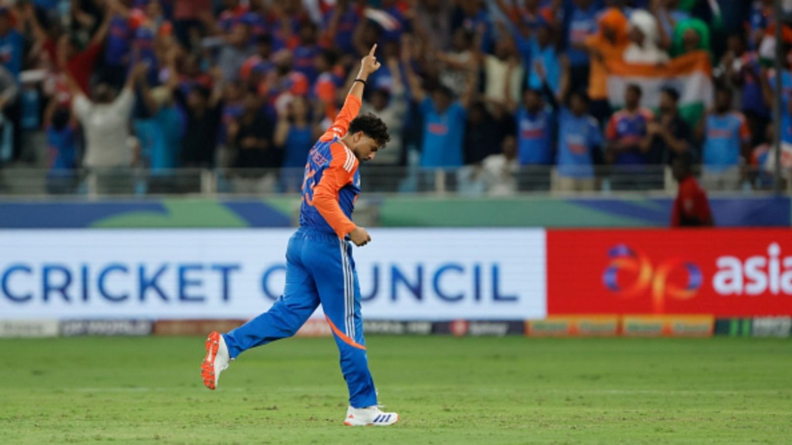 'Pakistan ko dekhte hi uska khoon khaulta hai': Kuldeep Yadav's childhood coach reveals he kept leg-spinner's anger in control Kuldeep Yadav of India celebrates the wicket of Shaheen Afridi of Pakistan during the Asia Cup Final match at Dubai International Stadium on September 28, 2025 in Dubai, United Arab Emirates.