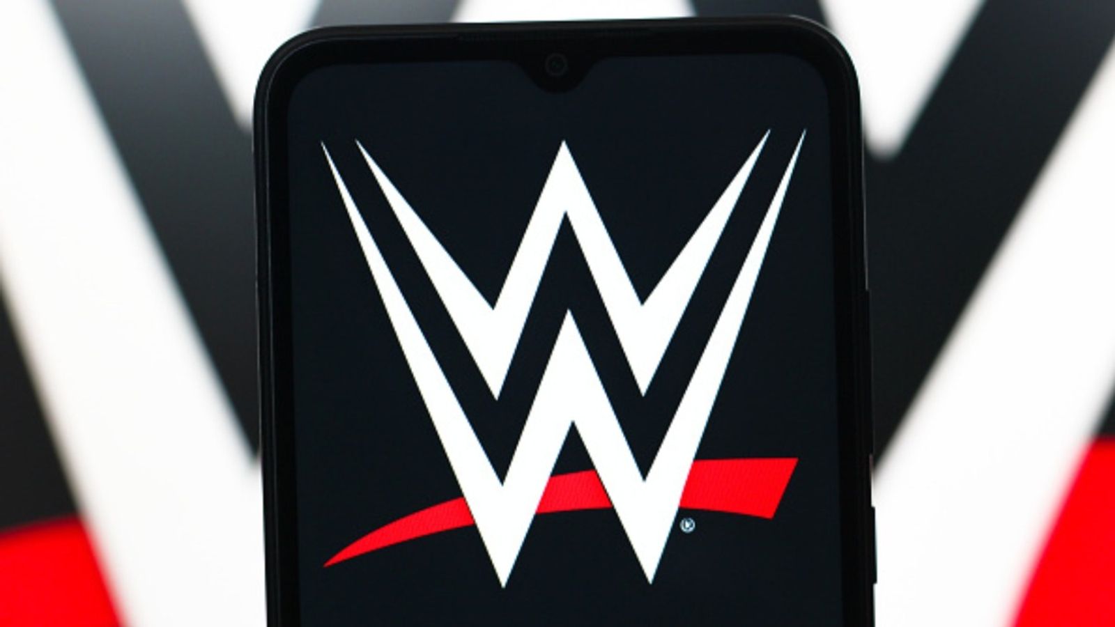 Next Week’s WWE showdown to feature a special guest referee WWE to feature a special guest referee in upcoming show (Image via Getty)