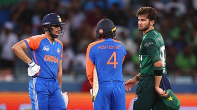 'If the two teams do not meet...': Ex-England captain feels ICC should stop arranging India-Pakistan matches after Asia Cup row SportsTak