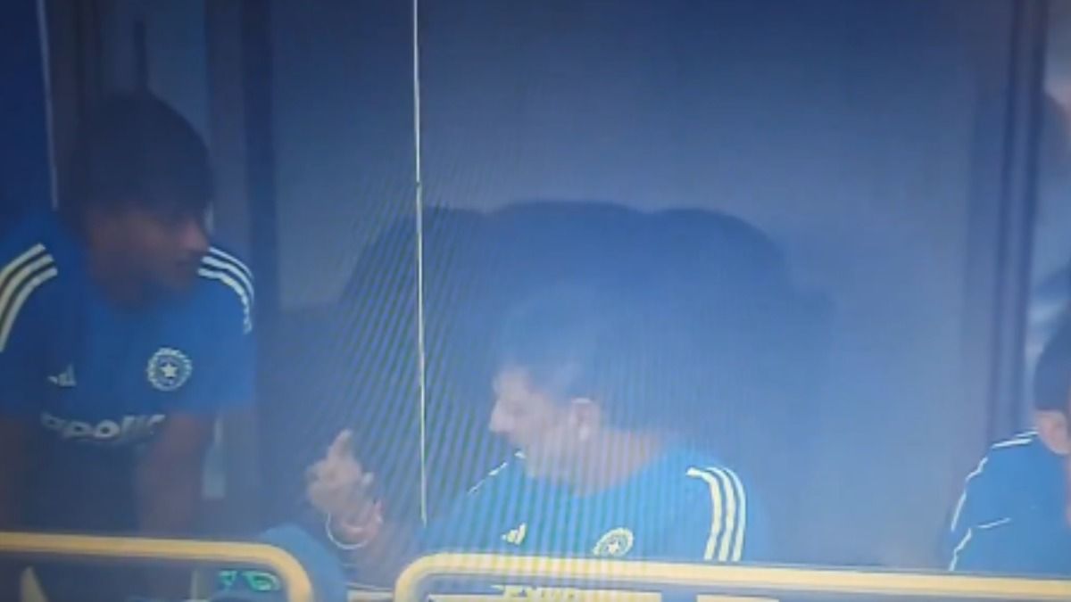 Watch: Animated Sitanshu Kotak gives Sai Sudharsan a dressing-down for missing well-deserved century on Day 1 of 2nd Test against WI Watch: Animated Sitanshu Kotak gives Sai Sudharsan a dressing-down for missing well-deserved century on Day 1 of 2nd Test against WI