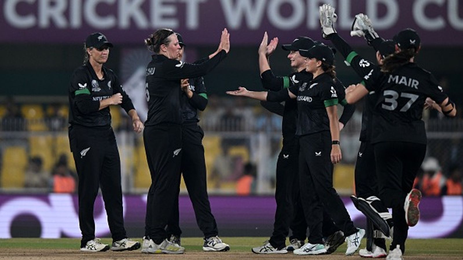 Women's World Cup: New Zealand return to winning ways with emphatic 100-run victory over Bangladesh in low-scoring affair Women's World Cup: New Zealand return to winning ways with emphatic 100-run victory over Bangladesh in low-scoring affair