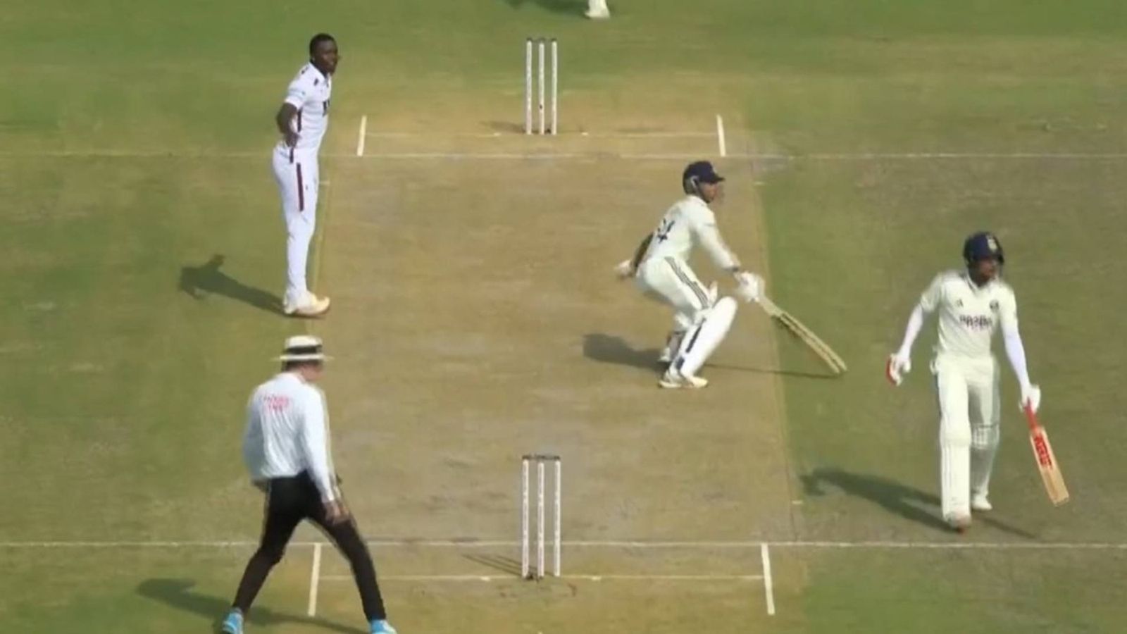 'There was absolutely no chance...': Anil Kumble feels Yashasvi Jaiswal is the one to blame for his run-out in 2nd Test vs West Indies 'There was absolutely no chance...': Anil Kumble feels Yashasvi Jaiswal is the one to blame for his run-out in 2nd Test vs West Indies