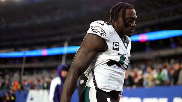 Trade rumors heats up as A.J. Brown shares cryptic post about Eagles future