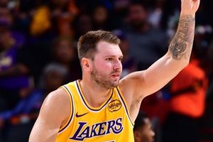 Lakers coach JJ Redick slams teams' inconsistency despite strong Luka Doncic performance SportsTak