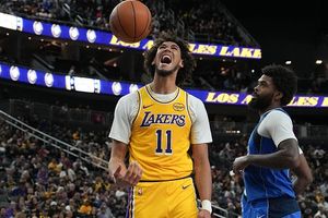 Jaxson Hayes injury report: BIG update as Lakers' 7-footer suffers setback four days before opening night SportsTak