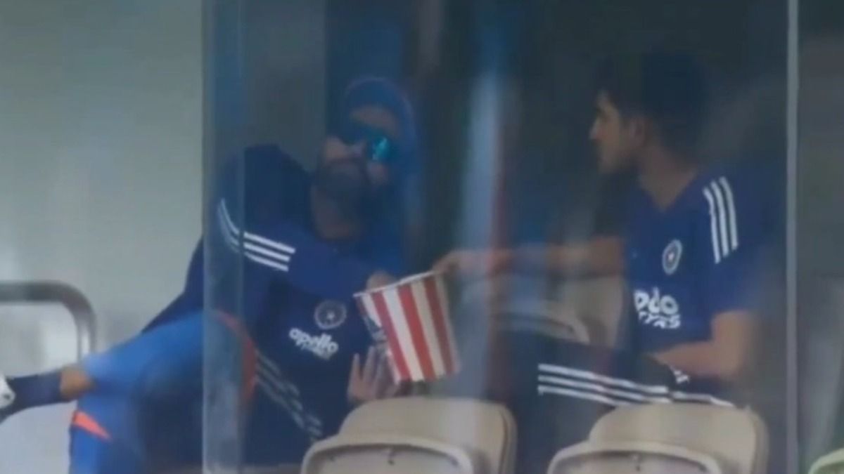 Rohit Sharma and Shubman Gill eating popcorn in dressing room