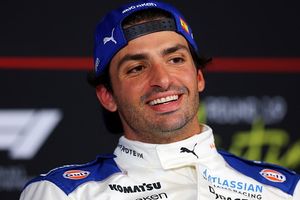 Carlos Sainz optimistic about strong race pace despite low qualifying at F1 US Grand Prix SportsTak