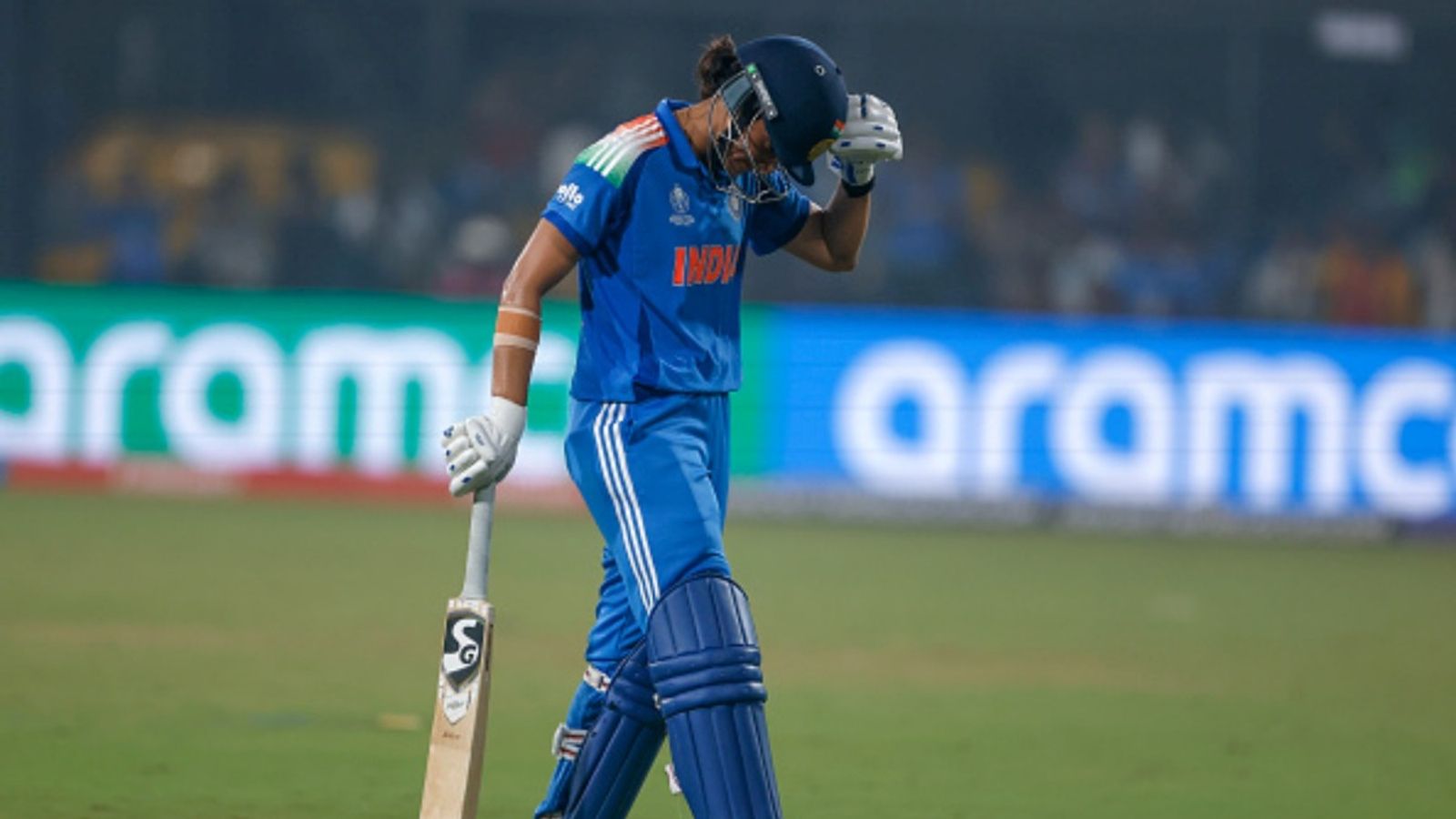 'There was no need to play that shot': Former Mumbai Indians batter questions well-set Smriti Mandhana's shot selection in run chase Smriti Mandhana of India reacts after dismissal during the ICC Women's Cricket World Cup India 2025 match against England at Holkar Cricket Stadium on October 19, 2025 in Indore, India.