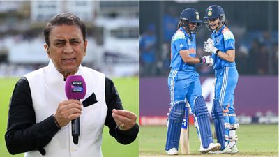 'Be less ambitious and not throw the game away looking for sixes': Sunil Gavaskar's hard-hitting advice to Harmanpreet Kaur's India after defeat to England Sunil Gavaskar, Harmanpreet Kaur, Smriti Mandhana