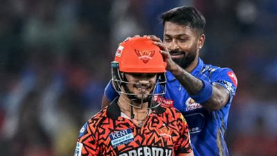 Rs 11.25 crore worth Ishan Kishan on 3 franchises' radar ahead of IPL mini-auction, offering SRH an all-cash/trade deal: Report Hardik Pandya, Ishan Kishan