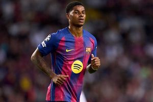 Marcus Rashford reveals his FAVORITE playing position after scoring brace vs Olympiacos in UCL SportsTak