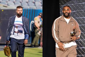 Jason Kelce gives HONEST opinion on Brandon Graham's unretirement amid Eagles' struggles SportsTak