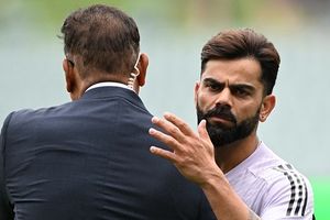 'He’ll have to get some form pretty quickly...': Ravi Shastri gives World Cup warning as Virat Kohli got out on two successive ducks in ODIs against Australia SportsTak