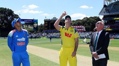 IND vs AUS: Kuldeep Yadav makes comeback as India shuffle playing XI for 3rd ODI after being asked to bowl against Australia, check playing XIs Shubman Gill of India and Mitchell Marsh of Australia during the coin toss.