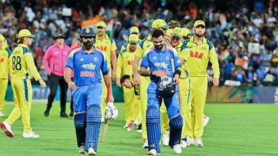 Rohit Sharma's honest take on 'Aussie Mentality', says 'They never let anything come to...' India's Rohit Sharma (L) and Virat Kohli (R) walk off the field after the end of third ODI against Australia
