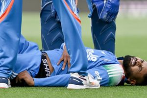 'Scans have revealed a laceration injury to the spleen': BCCI provides update on Shreyas Iyer's recovery in hospital, Team India doctor to stay in Sydney SportsTak