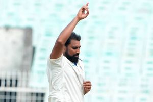 Ranji Trophy: Mohammed Shami impresses again for Bengal, decimates Gujarat's batting order in fiery spell  SportsTak