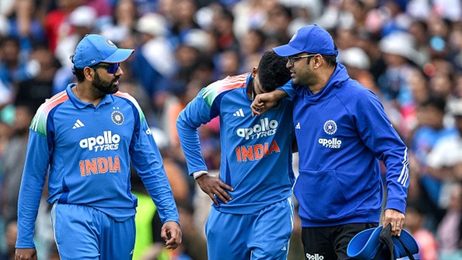 Shreyas Iyer moved out of ICU, remains stable after suffering spleen injury during third ODI against Australia in Sydney Shreyas Iyer moved out of ICU, remains stable after suffering spleen injury during third ODI against Australia in Sydney