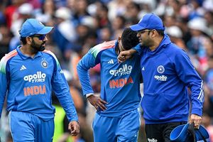 Shreyas Iyer moved out of ICU, remains stable after suffering spleen injury during third ODI against Australia in Sydney SportsTak