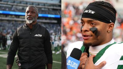 Aaron Glenn drops cryptic hint on Justin Fields’ QB1 status ahead of Browns game Aaron Glenn drops cryptic hint on Justin Fields’ QB1 status ahead of Browns game