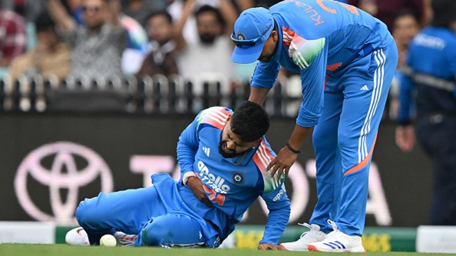 Shreyas Iyer injury update: Indian vice-captain recovering well after surgery in Australia, in touch with family, teammates and team doctor India's Shreyas Iyer (L) reacts in pain after falling on the ground while taking a catch to dismiss Australia's Alex Carey during the third one-day international (ODI) men's cricket match between Australia and India