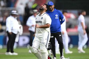 'He looks to be a bit...': Sai Sudharsan provides massive injury update on Rishabh Pant SportsTak