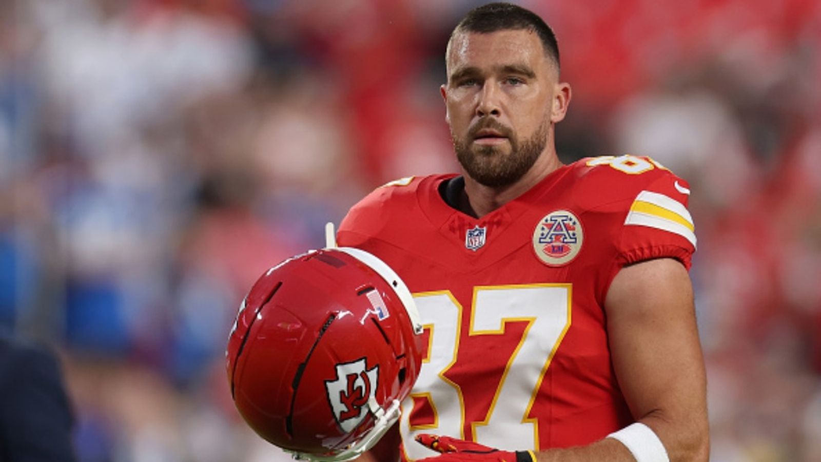 "This guy is f**king on fire," Travis Kelce heaps praises on Indianapolis Colts star "This guy is f**king on fire," Travis Kelce heaps praises on Indianapolis Colts star