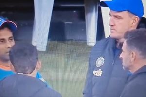Watch: Gautam Gambhir spotted pulling up Suryakumar Yadav in front of coaching staffs following India's 4-wicket loss to AUS, video goes viral SportsTak