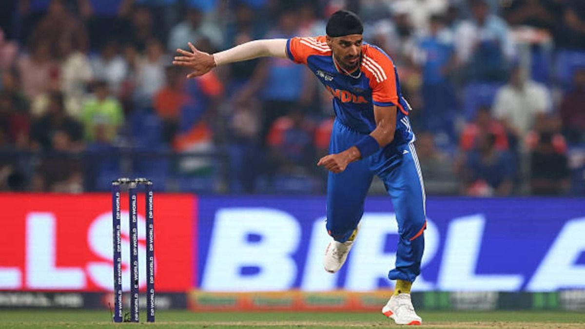 'If he was playing, then...': Ex-India star lashes out at team management for benching Arshdeep Singh in 2nd T20I vs Australia 'If he was playing, then...': Ex-India star lashes out at team management for benching Arshdeep Singh in 2nd T20I vs Australia