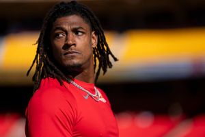 Isiah Pacheco’s Week 9 fate revealed: Chiefs RB’s status for Bills showdown SportsTak